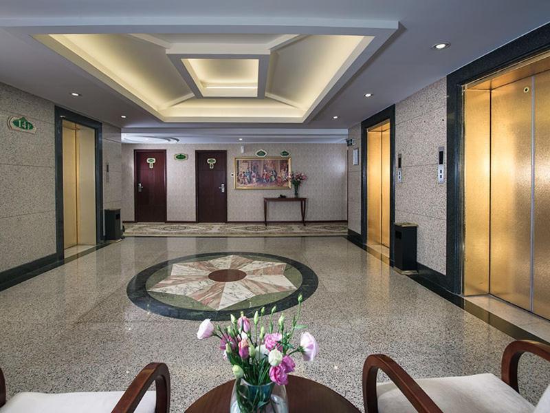 Vienna Hotel Guangzhou Shaheding Metro Station 외부 사진
