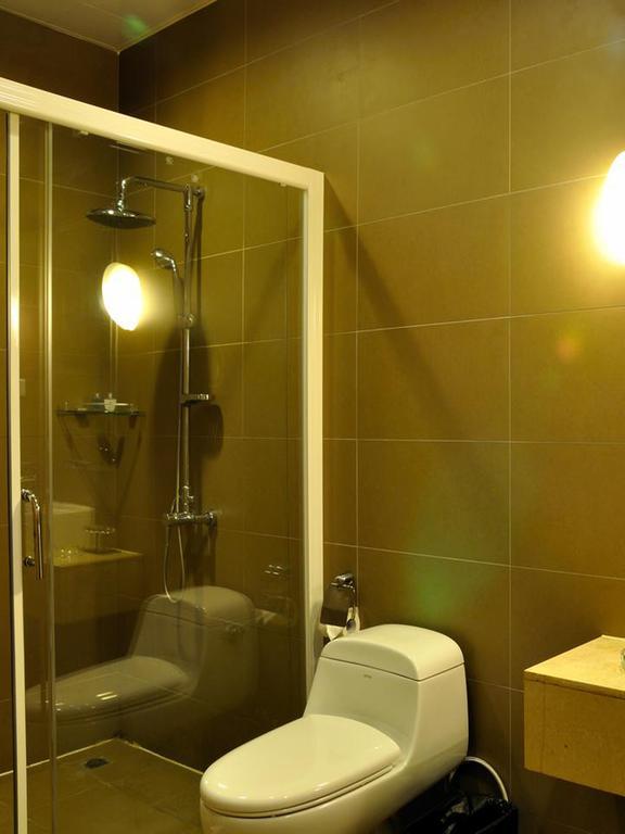 Vienna Hotel Guangzhou Shaheding Metro Station 외부 사진