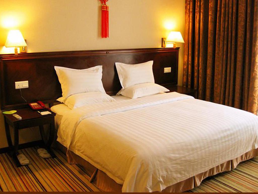 Vienna Hotel Guangzhou Shaheding Metro Station 외부 사진