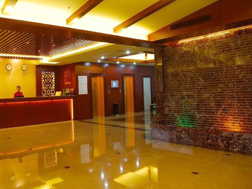 Vienna Hotel Guangzhou Shaheding Metro Station 외부 사진